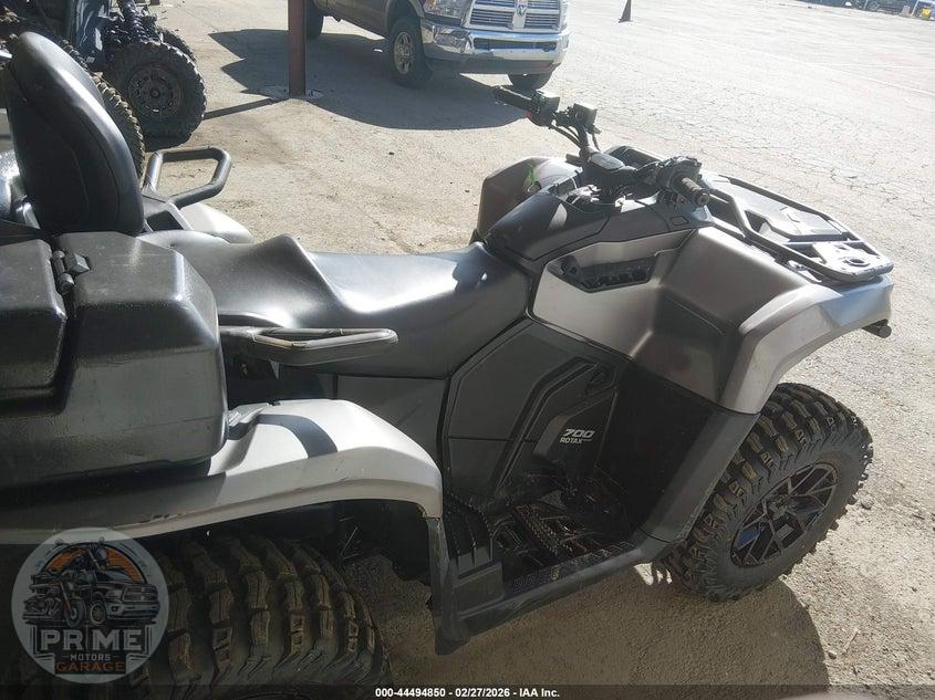2025 CAN-AM OUTLANDER MAX XT 700 — фото 12