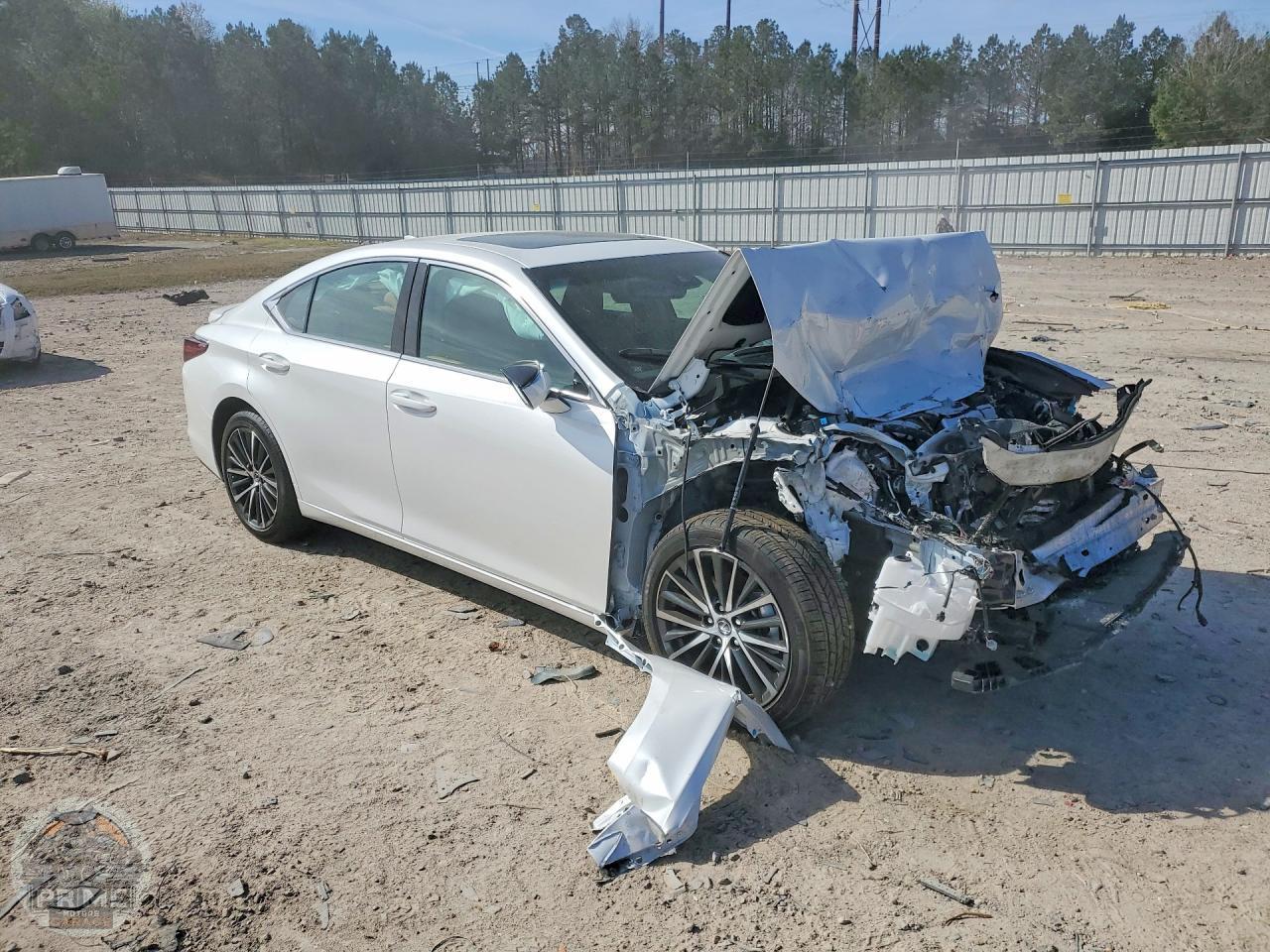 2025 LEXUS ES — фото 4