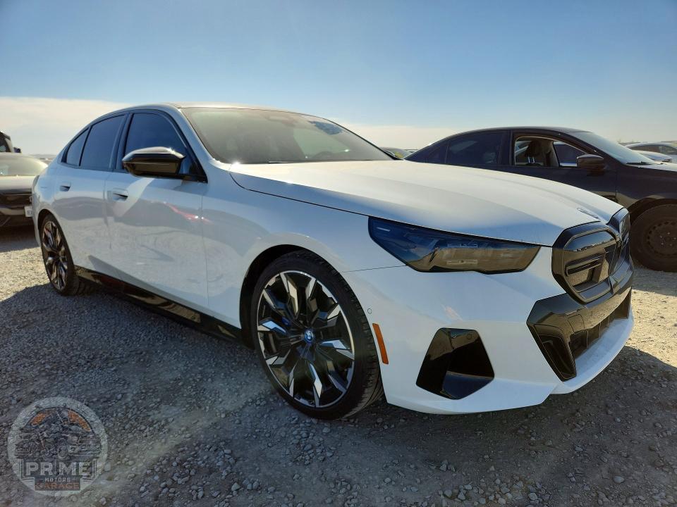 2025 BMW I5 — фото 4