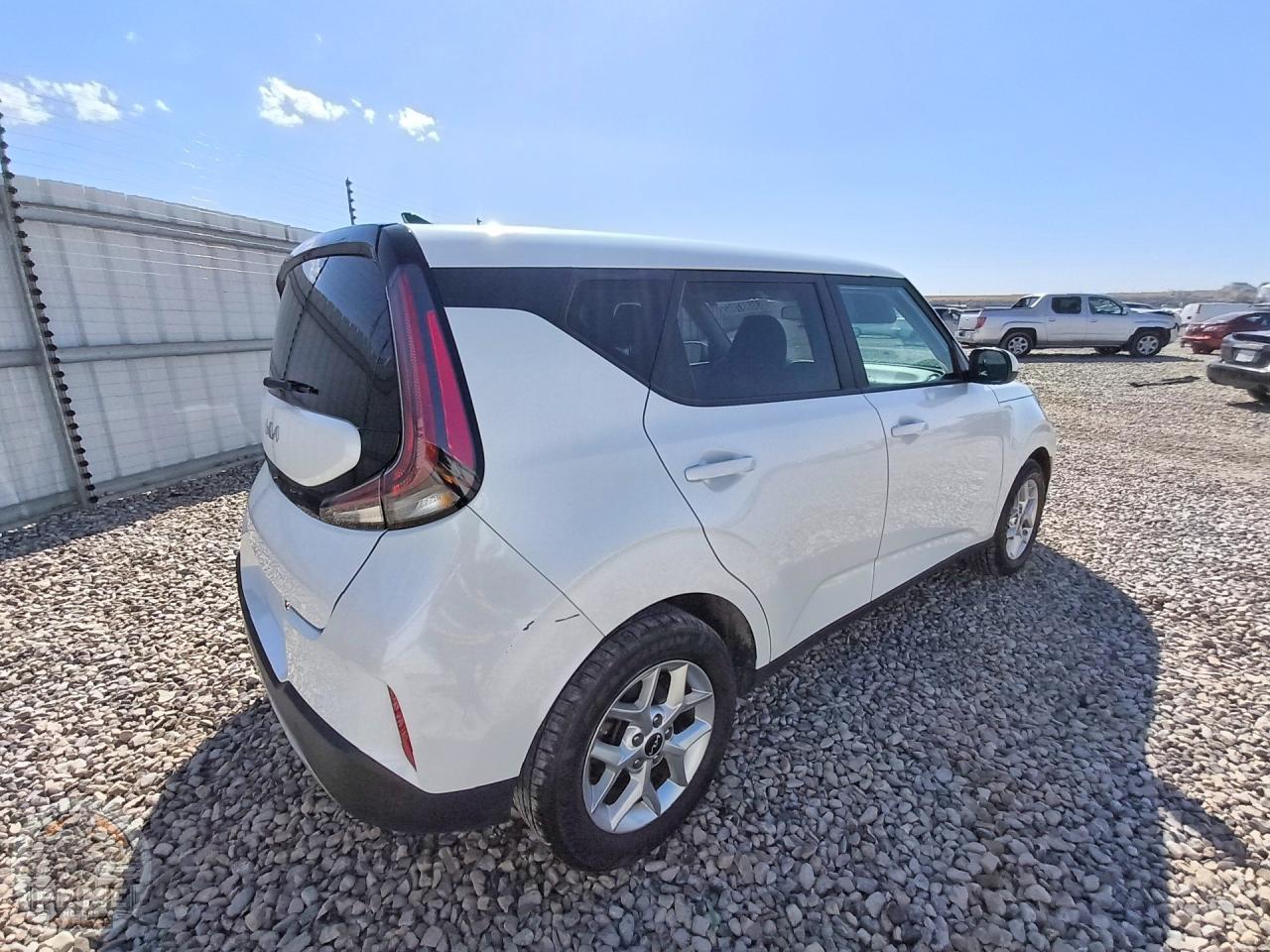 2023 KIA SOUL — фото 3