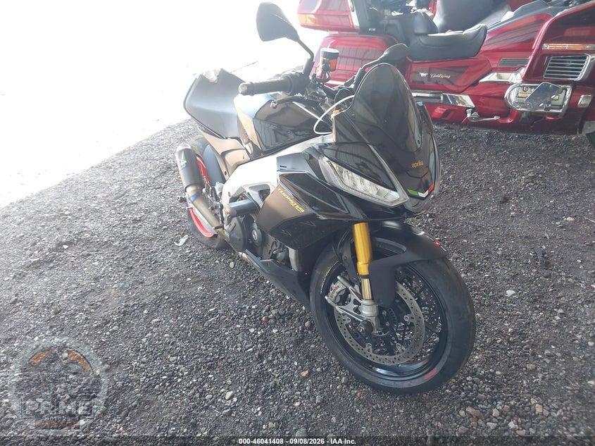 2022 APRILIA TUONO V4 1100 FACTORY — фото 1
