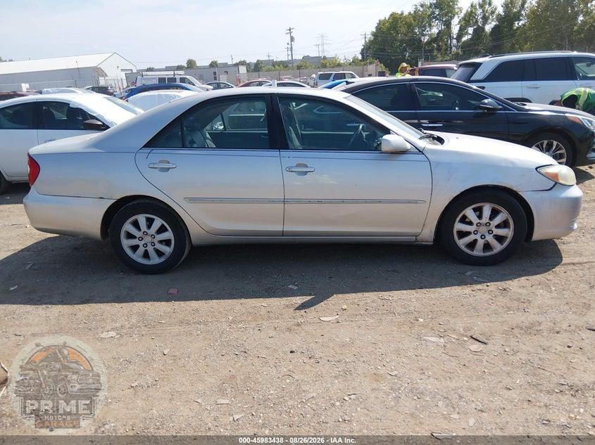 2004 TOYOTA CAMRY XLE — фото 13
