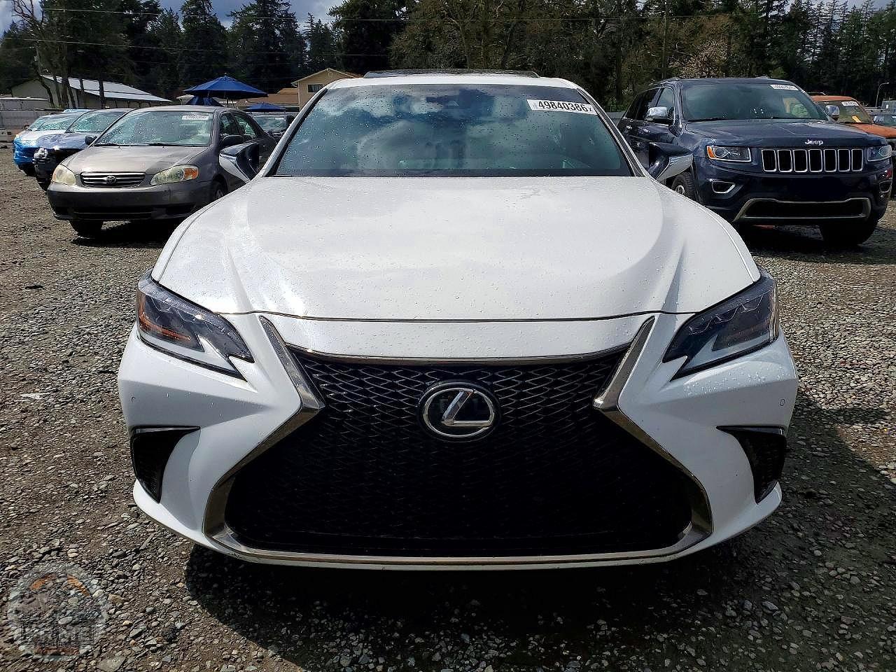 2020 LEXUS ES — фото 9