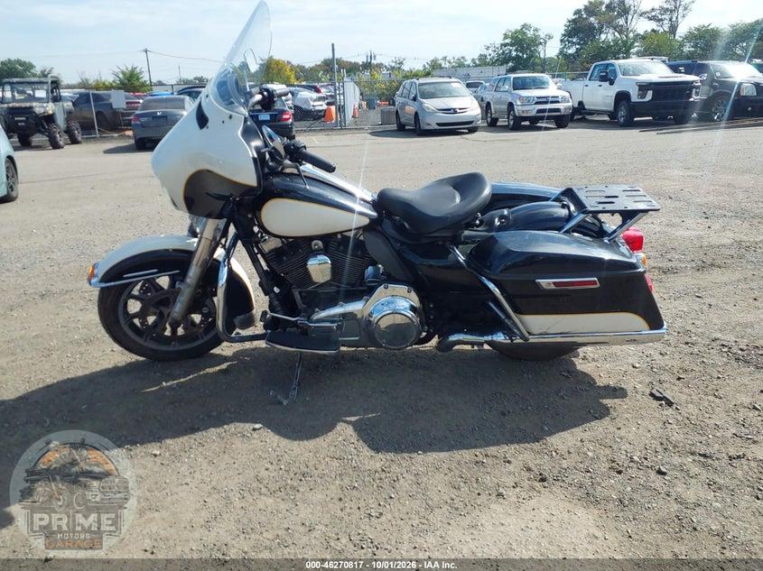 2016 HARLEY-DAVIDSON FLHTP (POLICE ELECTRA GLIDE) POLICE ELECTRA GLIDE — фото 13