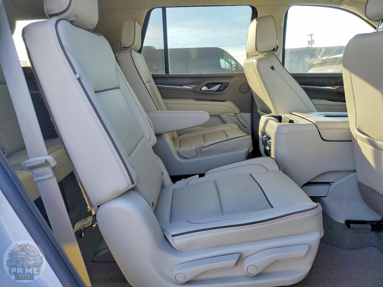 2022 GMC YUKON — фото 11