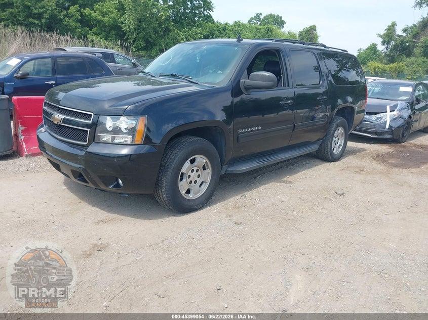 2011 CHEVROLET SUBURBAN 1500 LT1 — фото 2