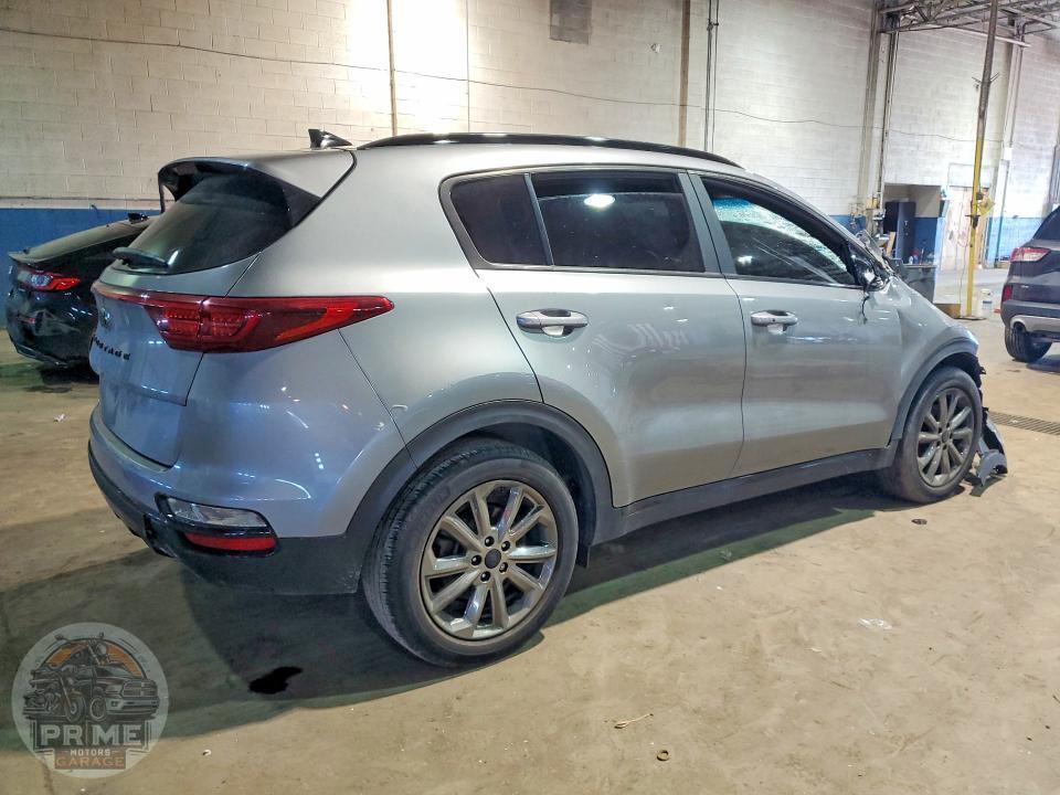 2022 KIA SPORTAGE — фото 3