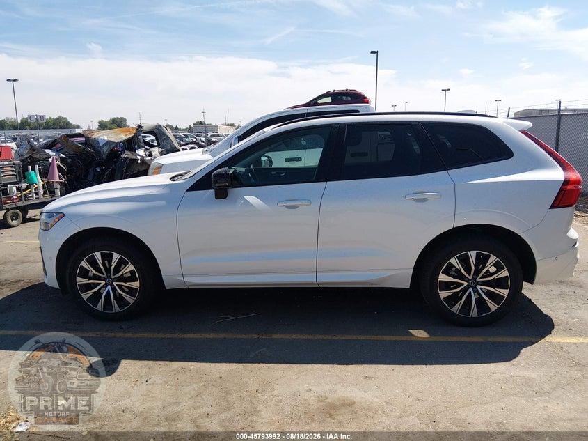 2024 VOLVO XC60 B5 PLUS DARK THEME — фото 14