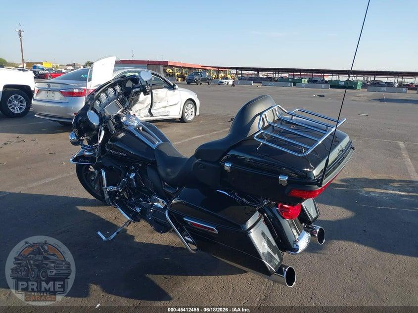 2017 HARLEY-DAVIDSON FLHTK (ULTRA LIMITED) ULTRA LIMITED — фото 3