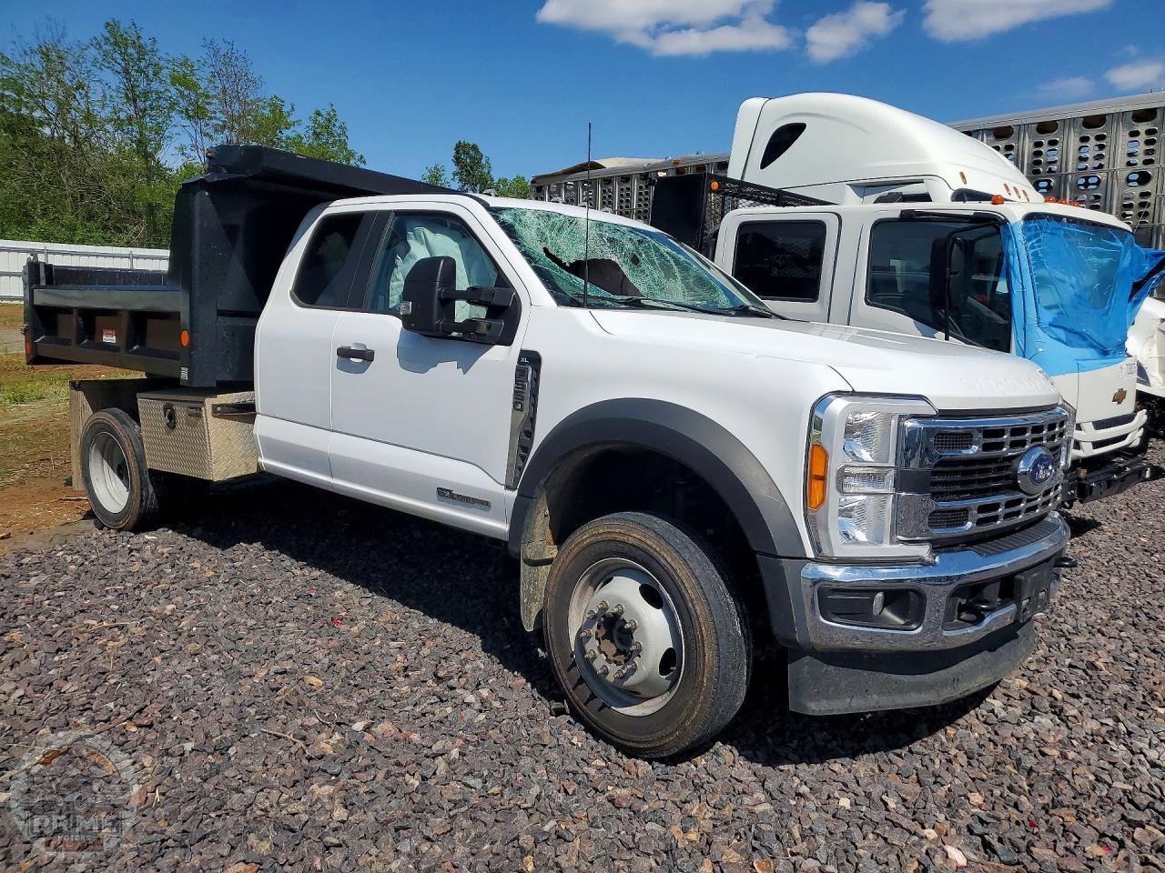 2023 FORD F 550 — фото 4
