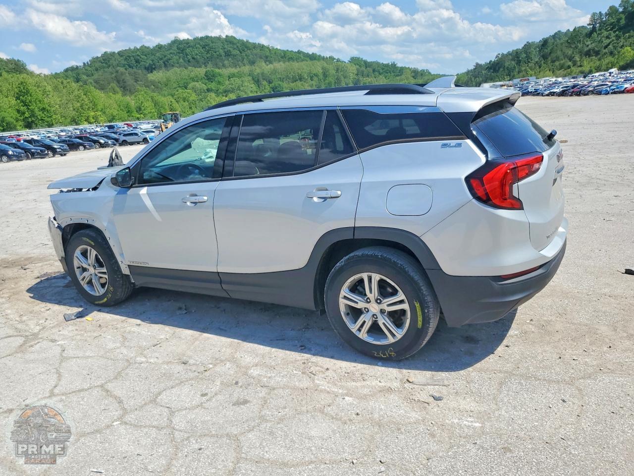 2020 GMC TERRAIN — фото 3
