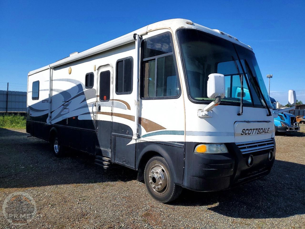 2004 WORKHORSE MOTORHOME — фото 4