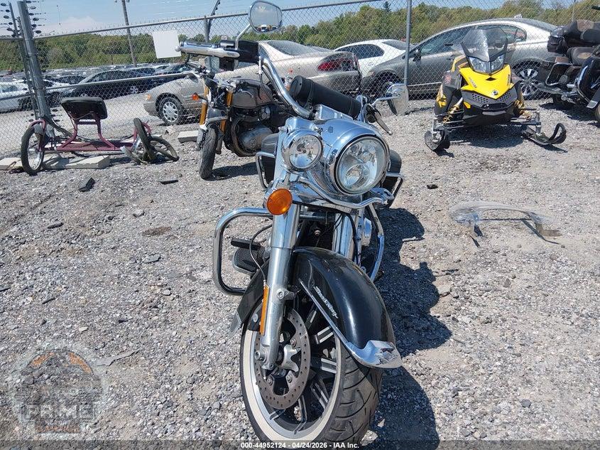 2015 HARLEY-DAVIDSON FLHR (ROAD KING) ROAD KING — фото 5