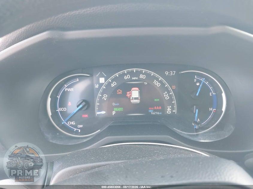 2025 TOYOTA RAV4 HYBRID XLE — фото 7