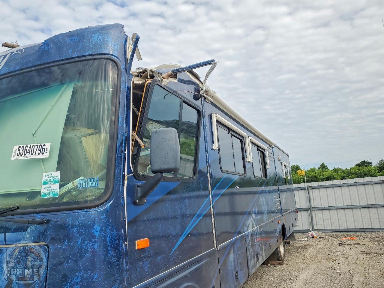 2005 WORKHORSE MOTORHOME — фото 10