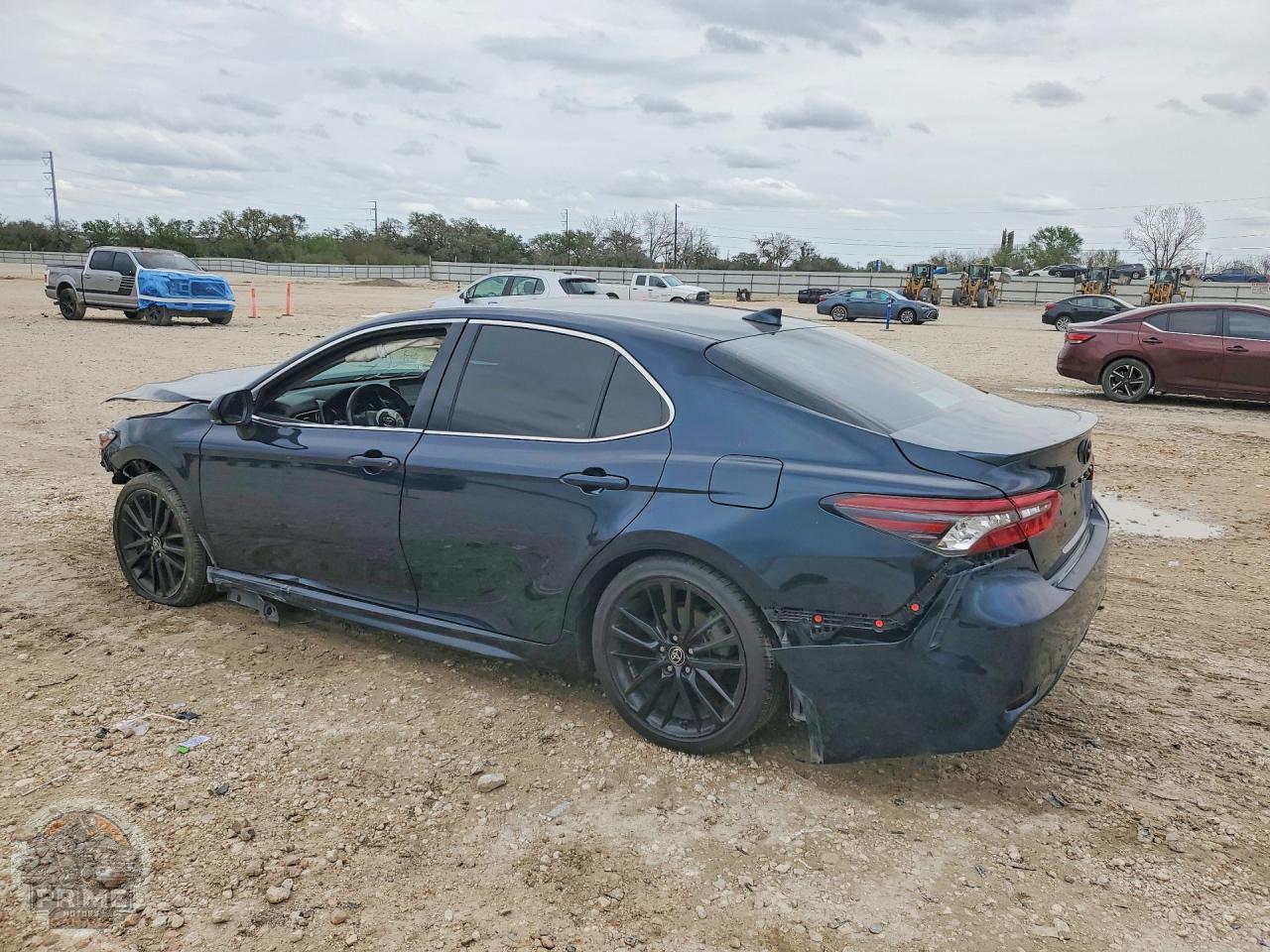 2021 TOYOTA CAMRY — фото 2