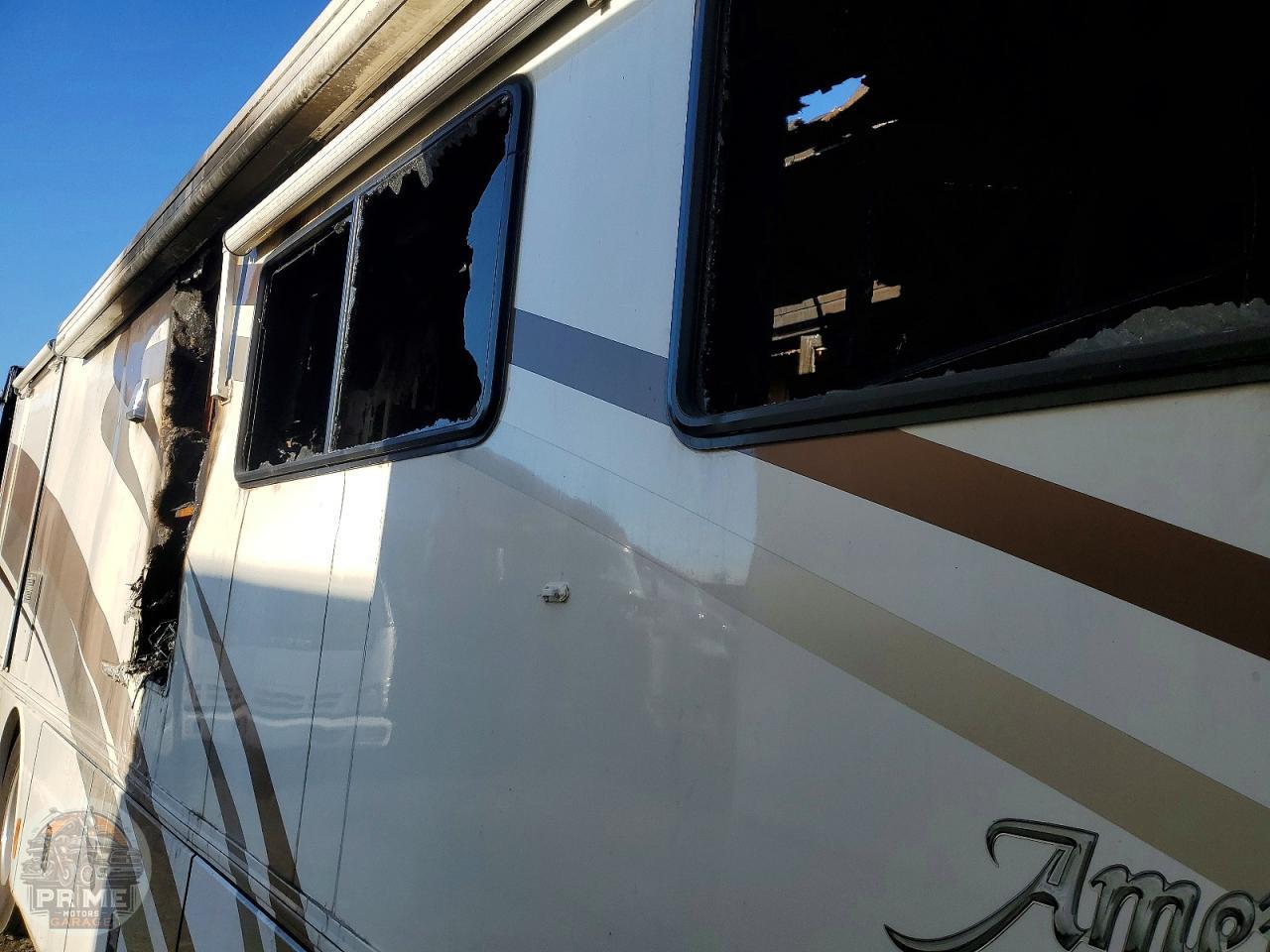2001 SPARTAN MOTORS MOTORHOME — фото 41