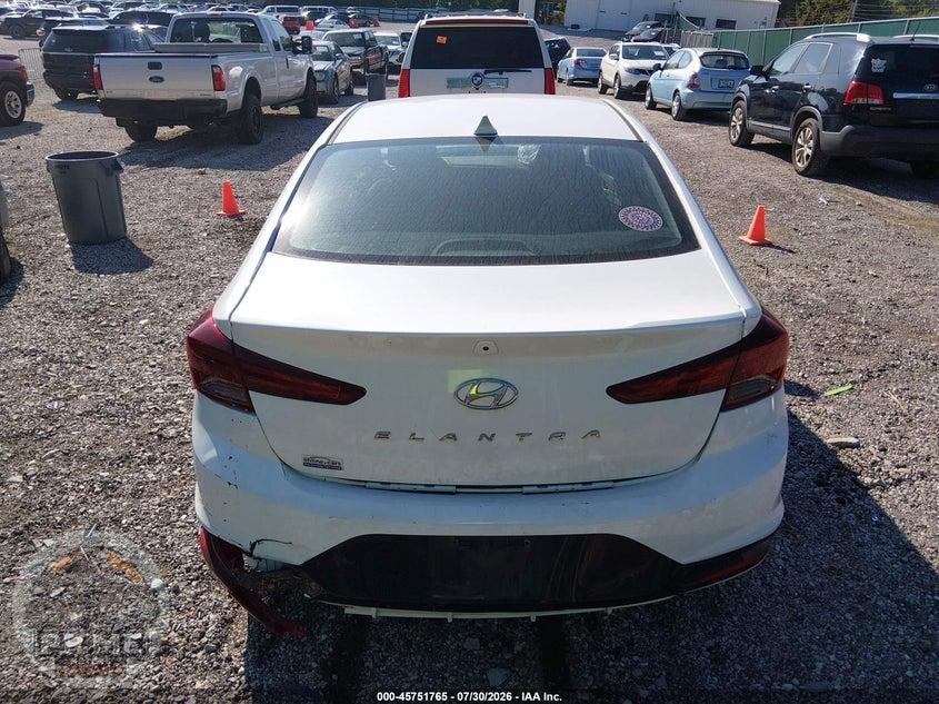 2019 HYUNDAI ELANTRA SEL — фото 16