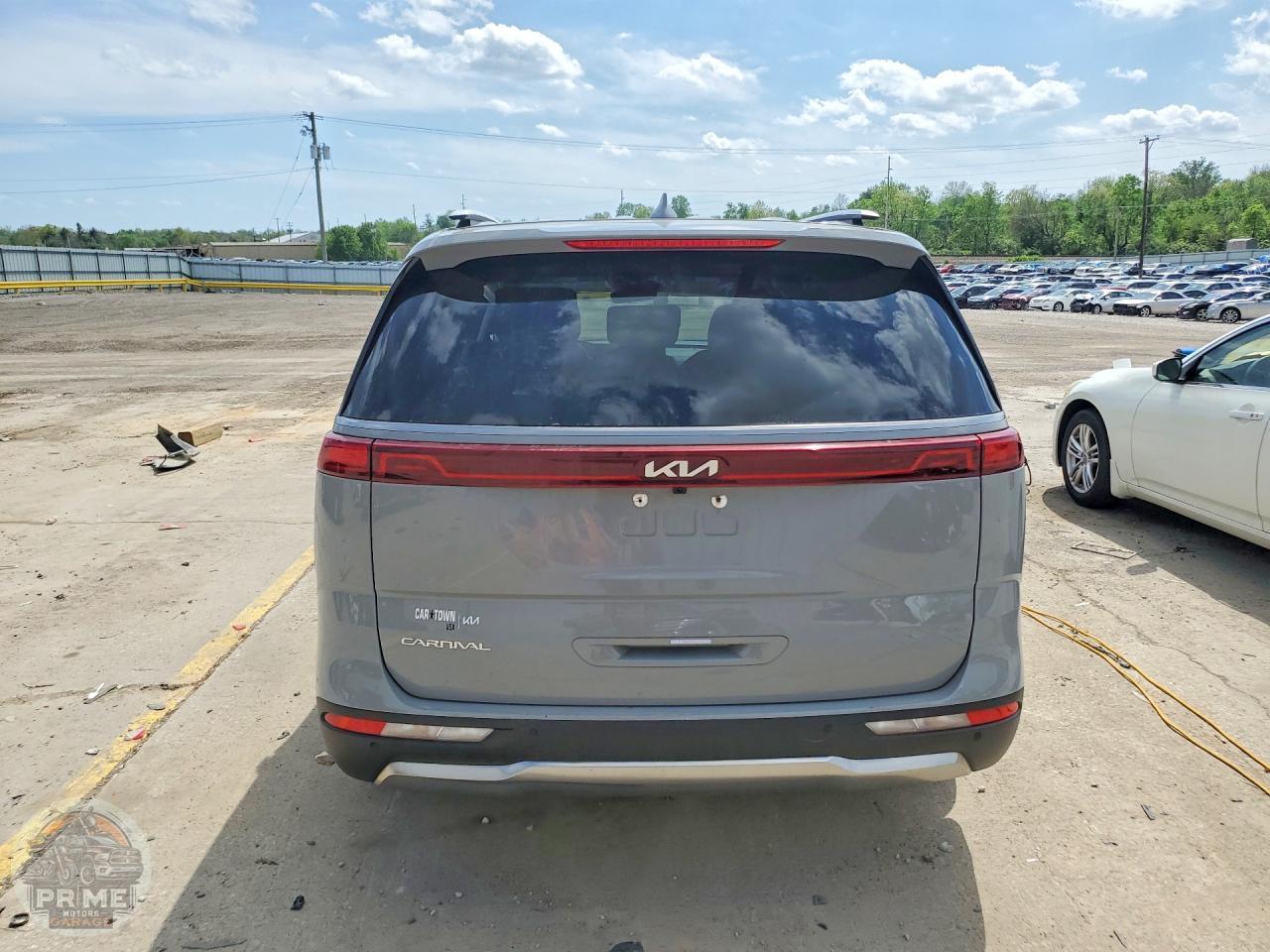 2024 KIA CARNIVAL — фото 6