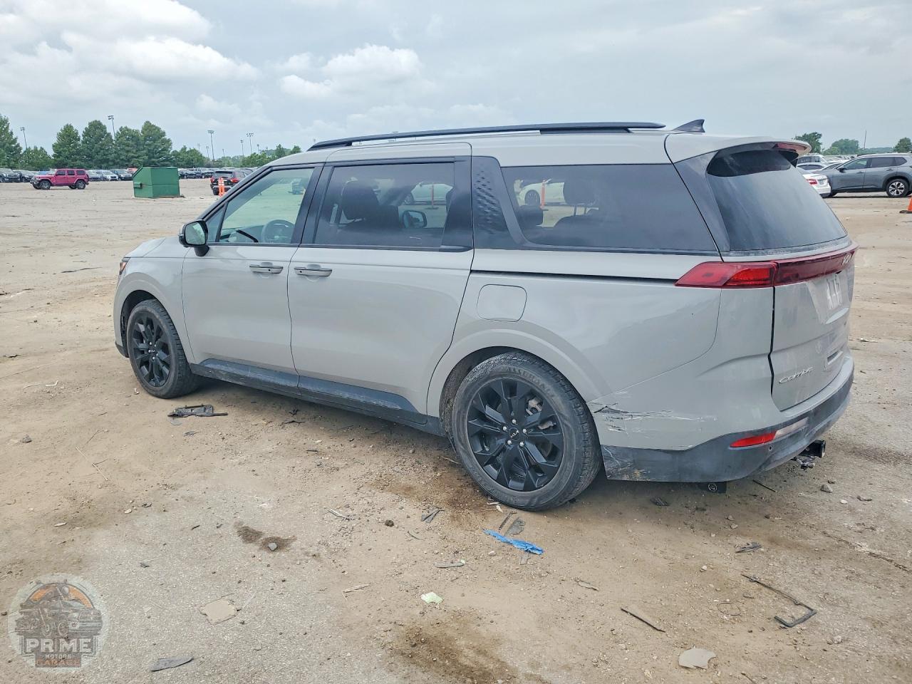 2022 KIA CARNIVAL — фото 2