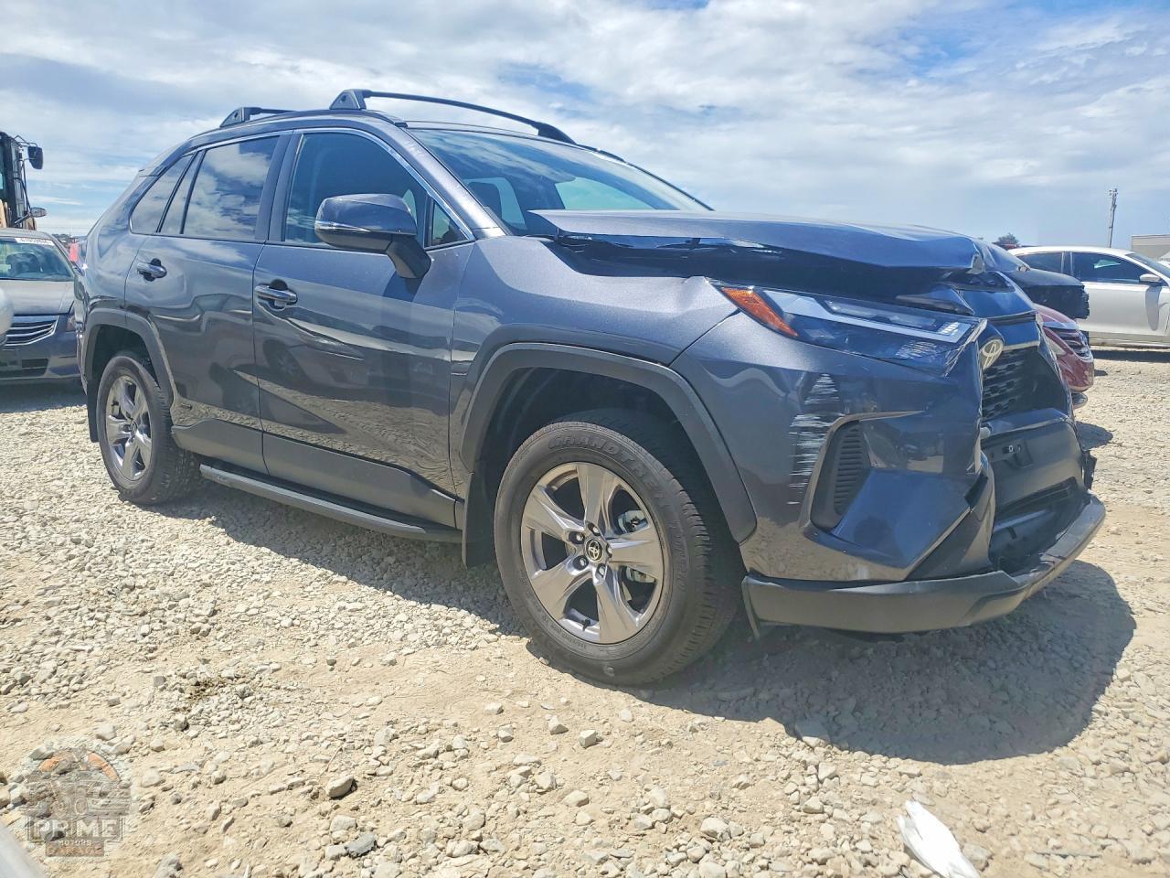 2025 TOYOTA RAV4 — фото 4