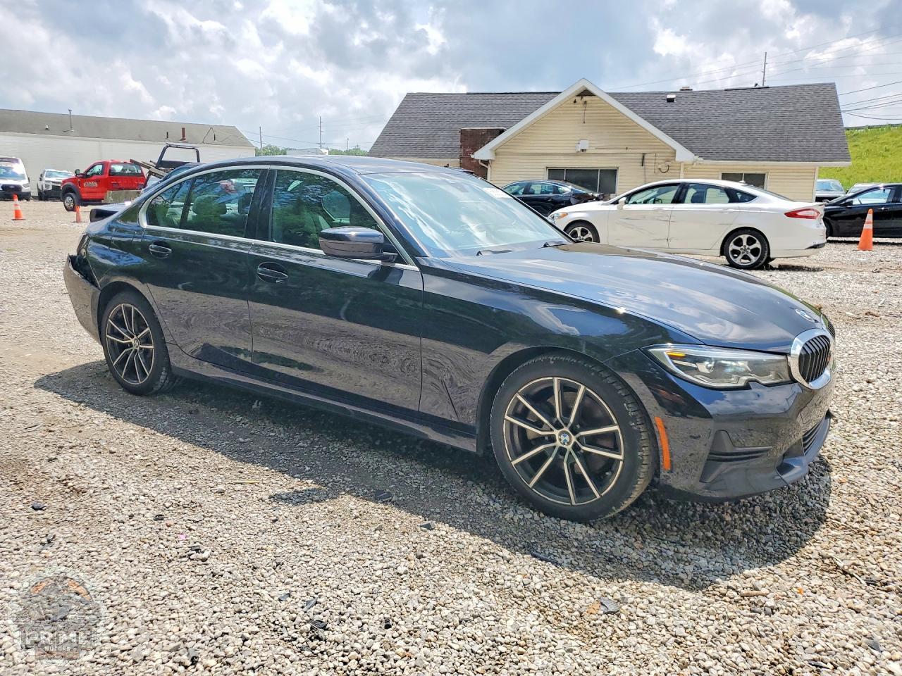2020 BMW 3 SERIES — фото 4