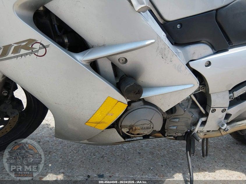 2003 YAMAHA FJR1300 — фото 9