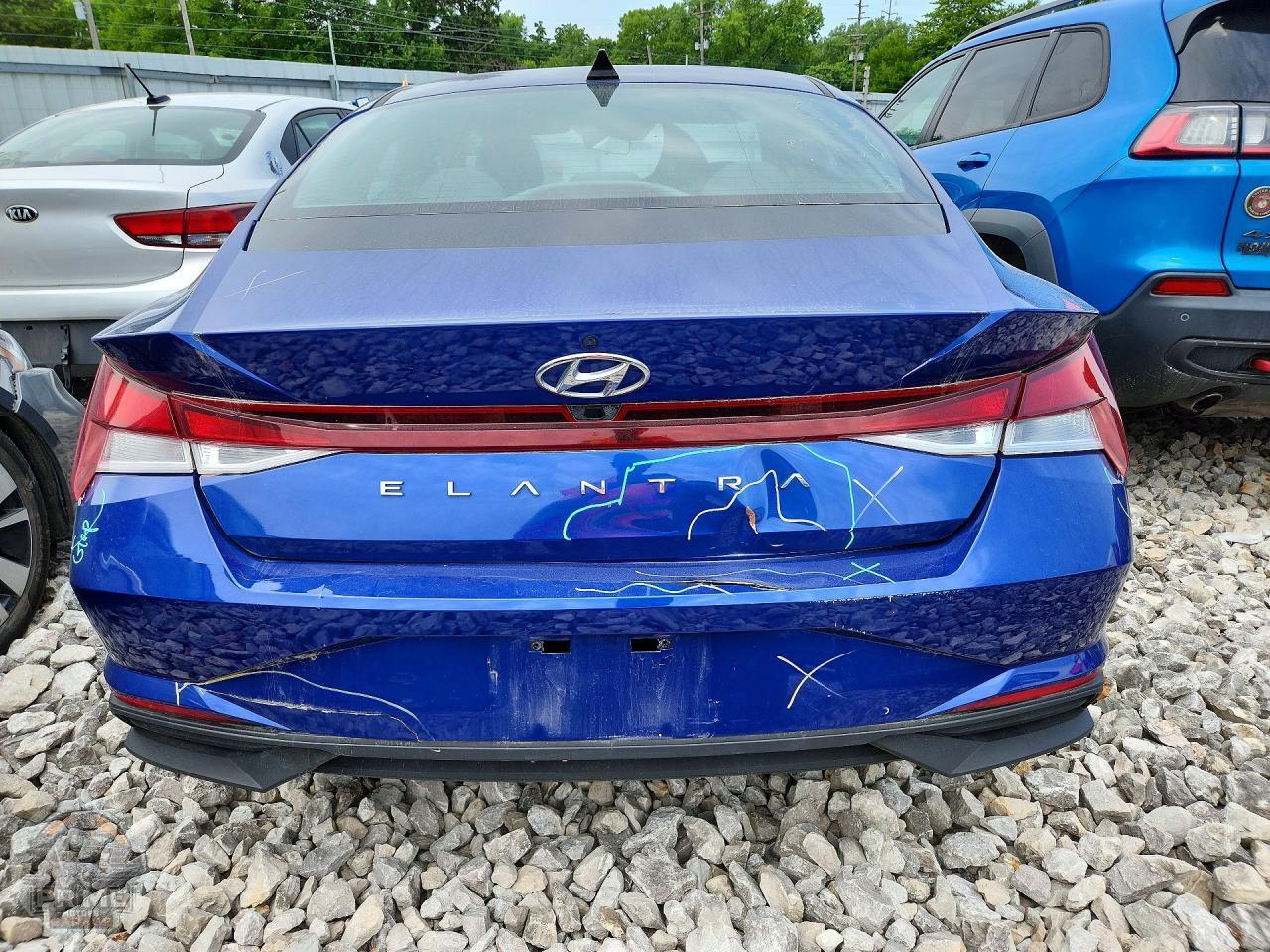 2021 HYUNDAI ELANTRA — фото 11