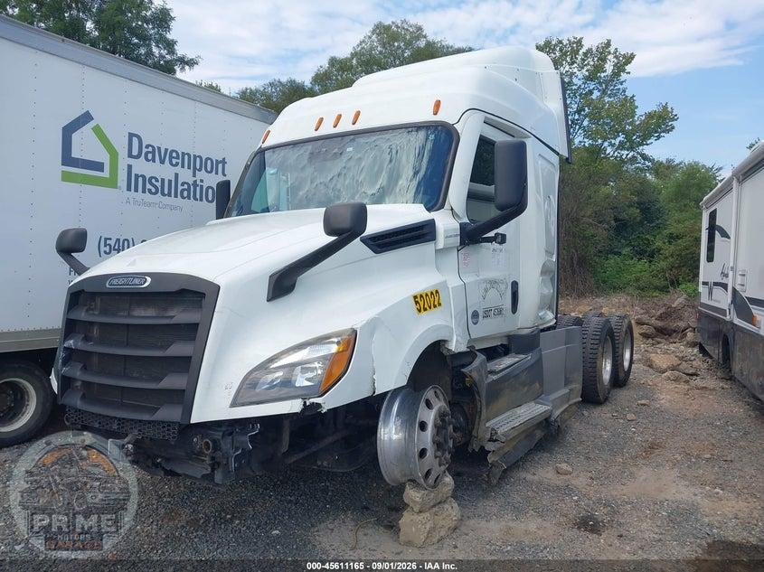 2021 FREIGHTLINER NEW CASCADIA 126 — фото 2