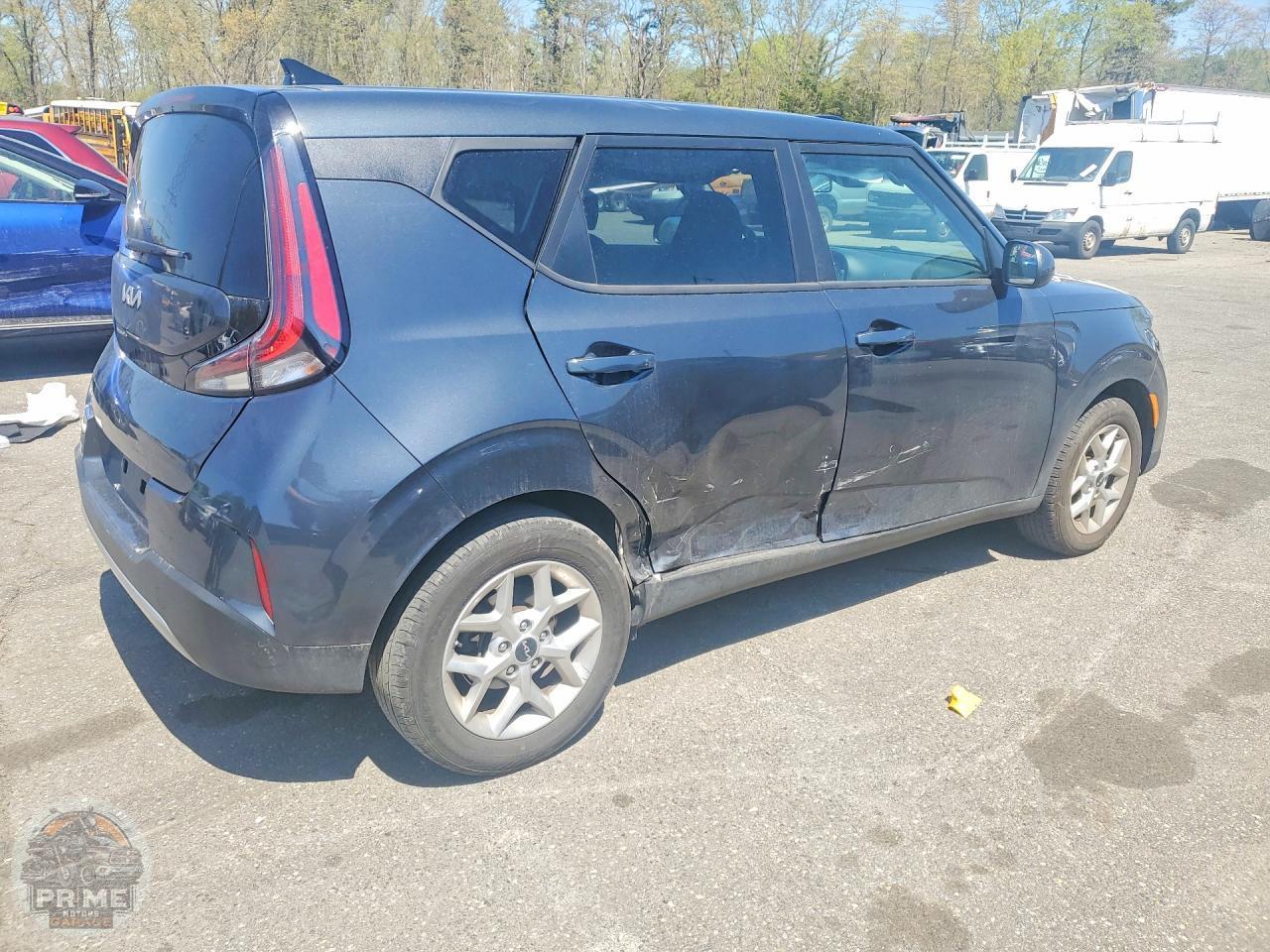2025 KIA SOUL — фото 3