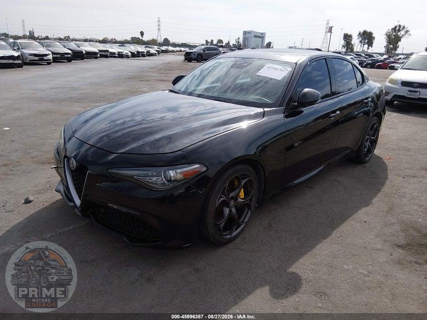 2017 ALFA ROMEO GIULIA TI RWD — фото 2
