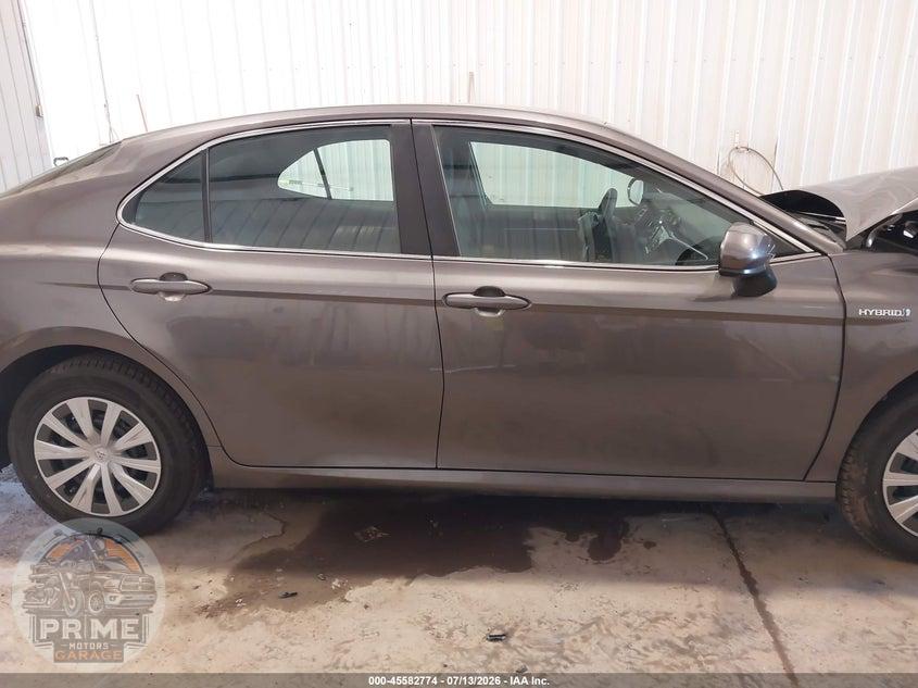 2018 TOYOTA CAMRY HYBRID LE — фото 14
