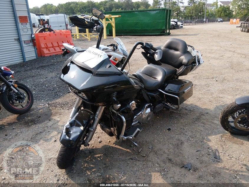 2016 HARLEY-DAVIDSON FLTRU (ROAD GLIDE ULTRA) — фото 2