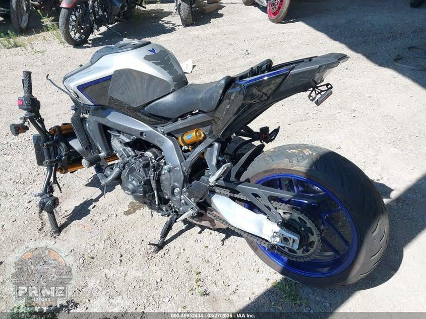 2025 YAMAHA MT09 SP — фото 3