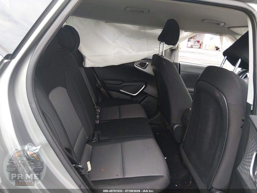 2025 KIA SOUL LX — фото 8