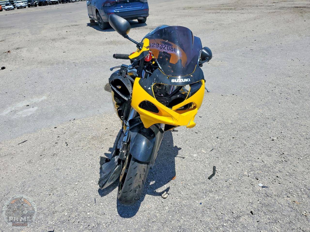 2002 SUZUKI GSX R750 — фото 2
