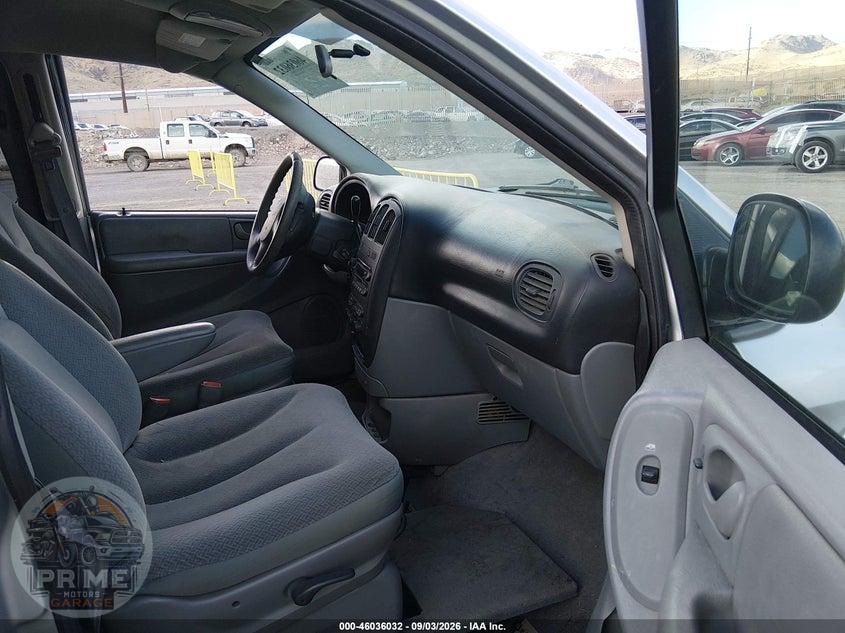 2005 DODGE GRAND CARAVAN SE — фото 5