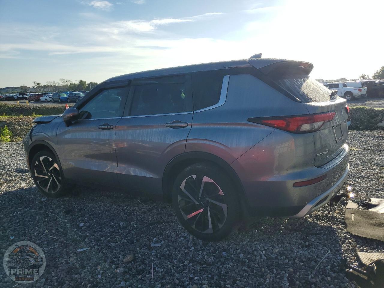 2022 MITSUBISHI OUTLANDER — фото 2