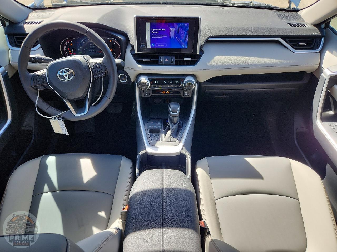 2025 TOYOTA RAV4 — фото 22
