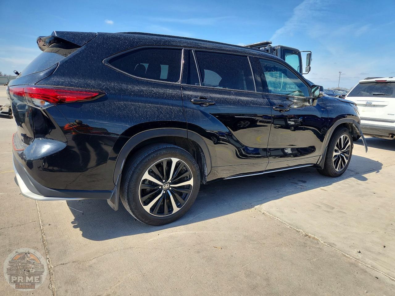 2022 TOYOTA HIGHLANDER — фото 3