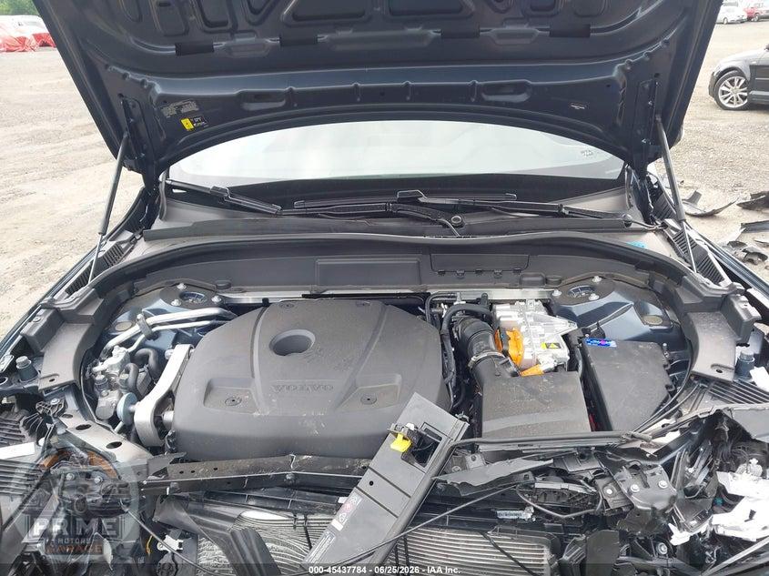 2026 VOLVO XC60 PLUG-IN HYBRID PLUS, T8 AWD ELECTRIC/GASOLINE, DARK — фото 10