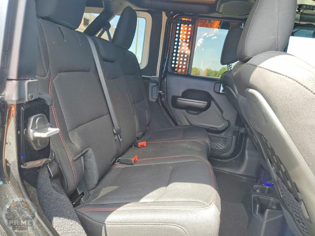 2020 JEEP WRANGLER — фото 11