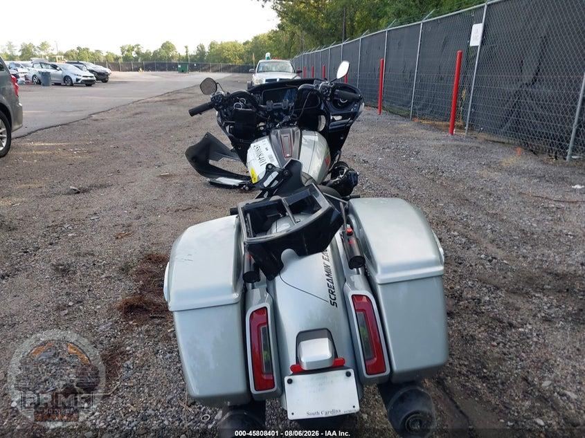 2025 HARLEY-DAVIDSON FLTRXSTSE (CVO ROAD GLIDE ST) — фото 6