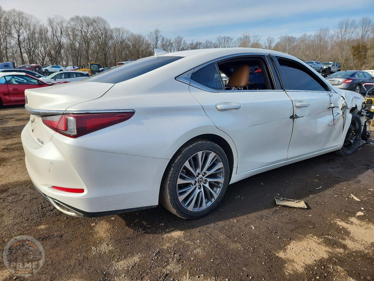 2020 LEXUS ES — фото 3