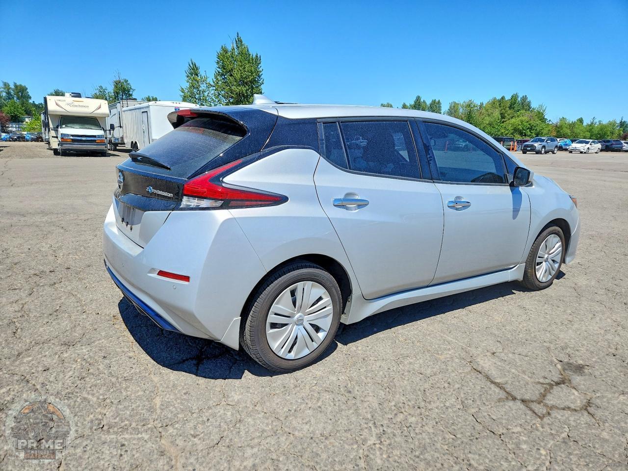 2022 NISSAN LEAF — фото 3