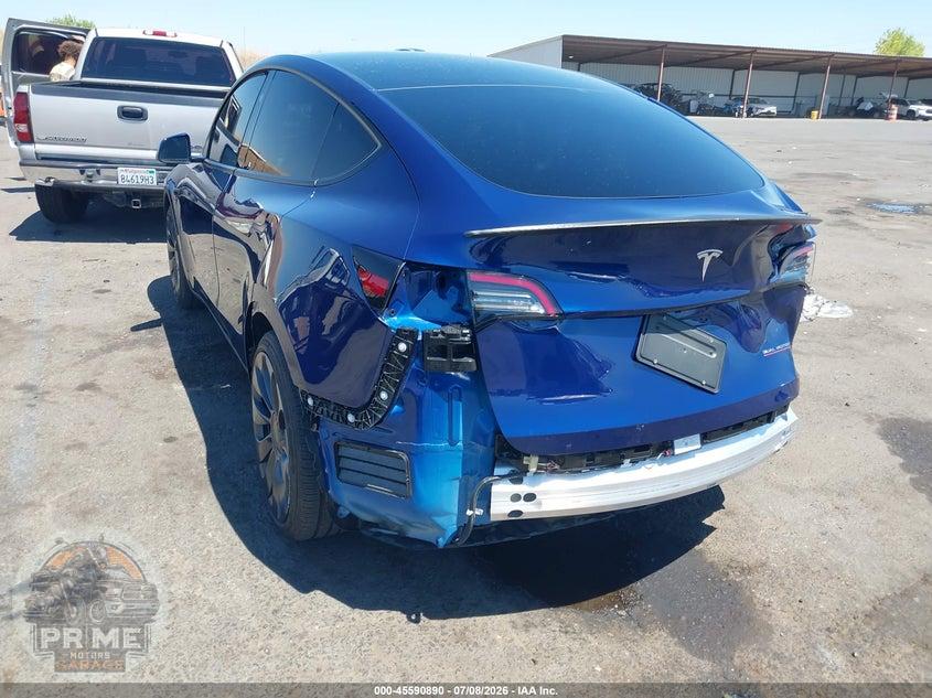 2025 TESLA MODEL Y PERFORMANCE DUAL MOTOR ALL-WHEEL DRIVE — фото 3