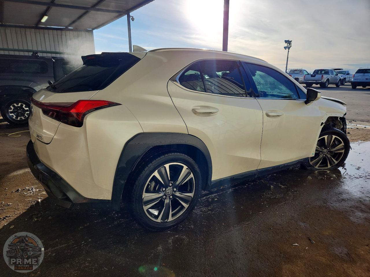 2020 LEXUS UX — фото 3