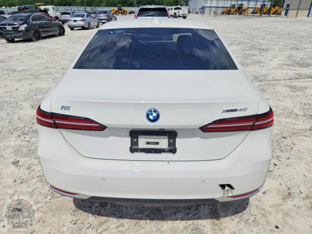 2025 BMW I5 — фото 28