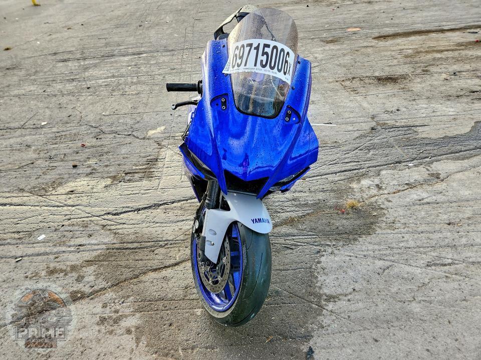 2020 YAMAHA YZFR1 — фото 2
