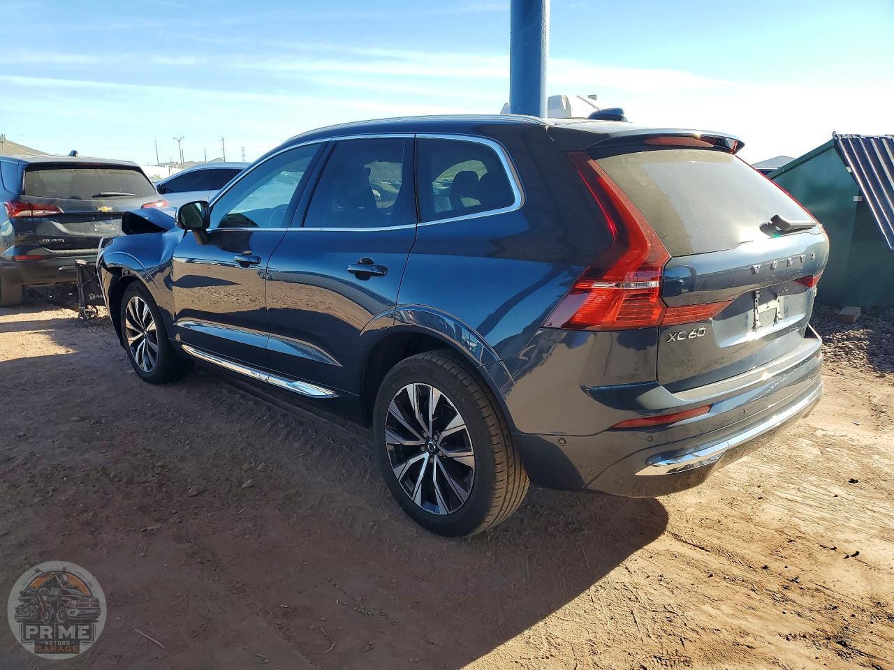 2023 VOLVO XC60 — фото 2